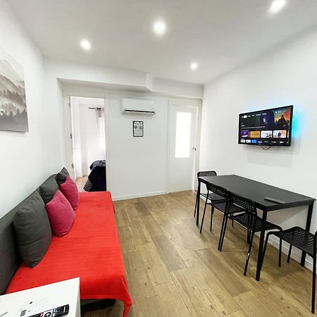 Chill Madrid Apartament Esterno foto
